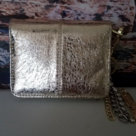 Gold 4 Compartment Charms Clutch - Picture 4 of 5